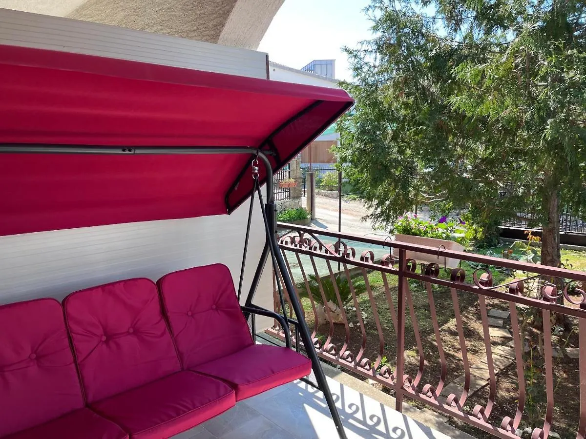 Apartments Villa Mirella Trogir