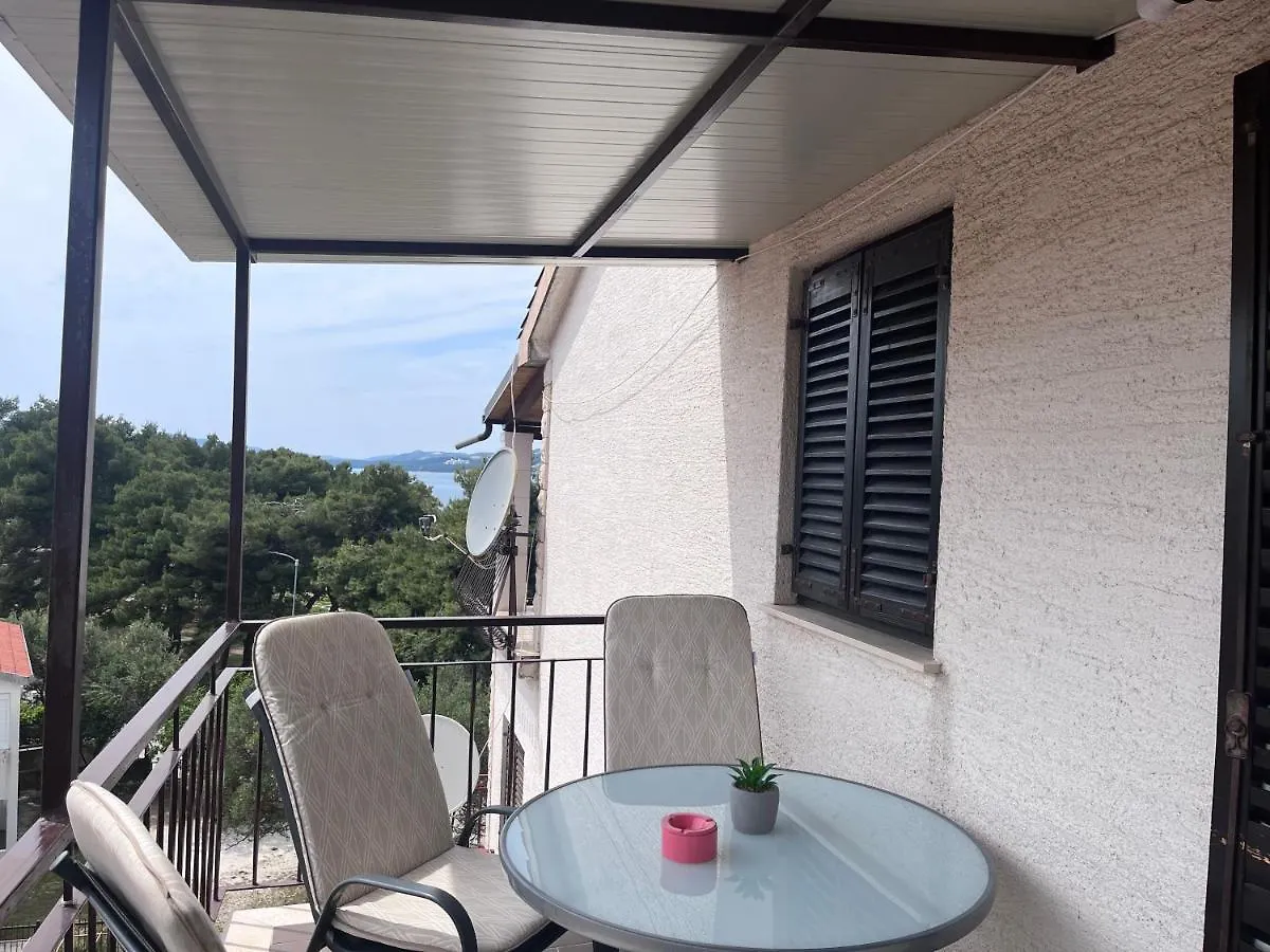Apartments Villa Mirella Trogir