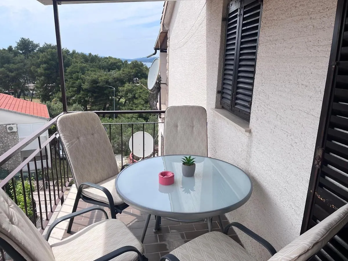 Apartments Villa Mirella Trogir