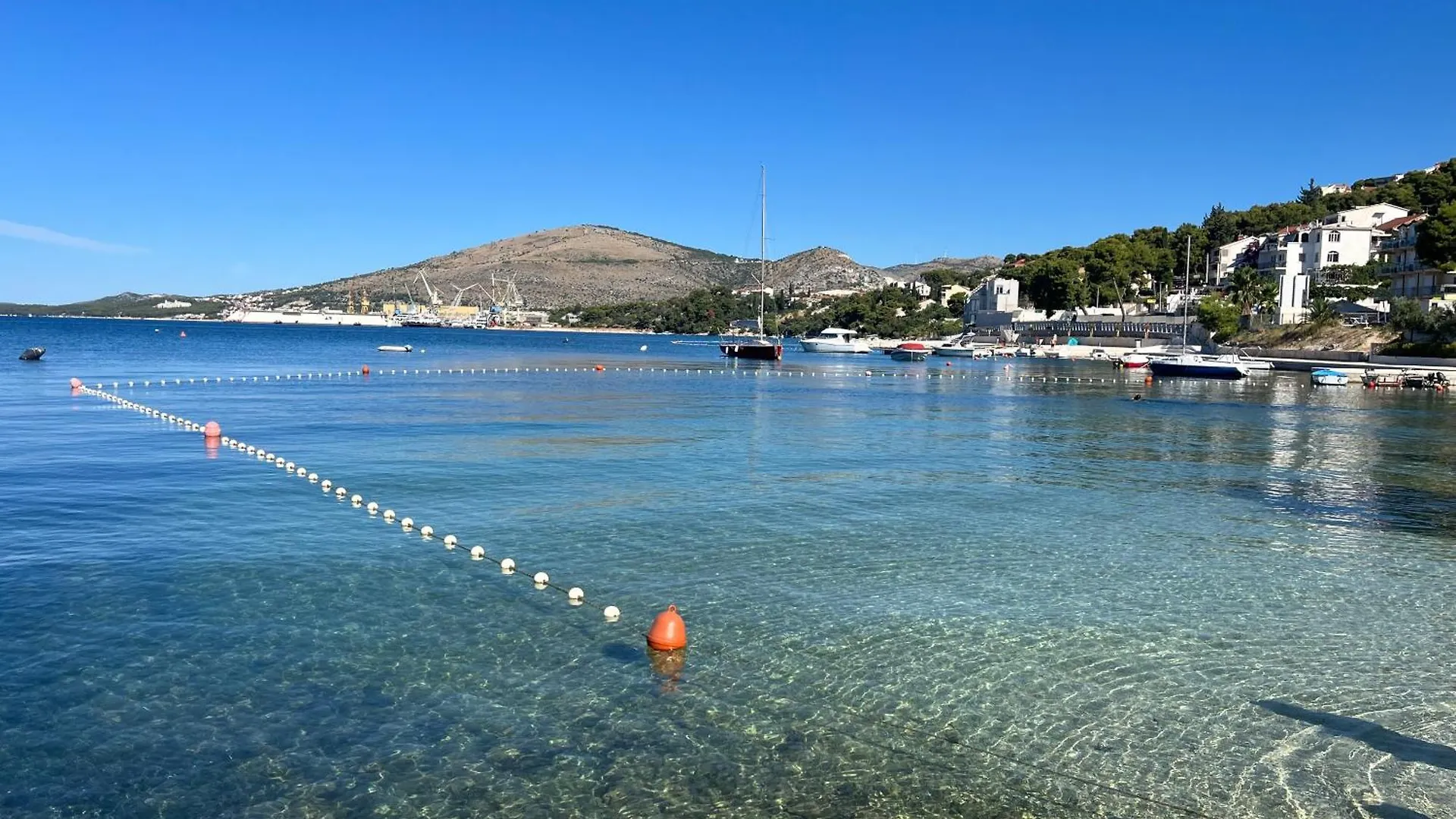 Apartments Villa Mirella Trogir 0*,  Croatia