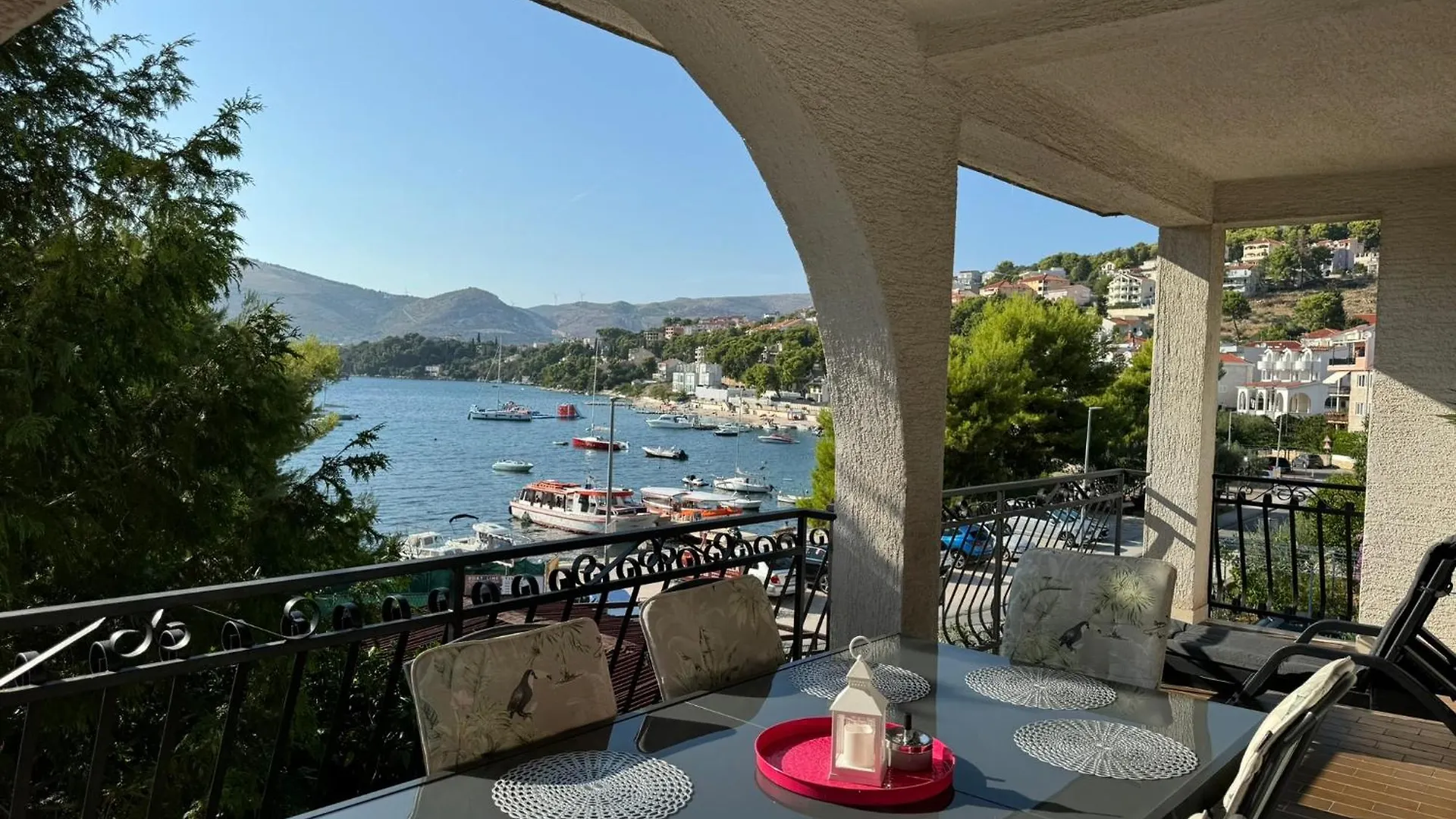 Apartments Villa Mirella Trogir 0*,  Croatia