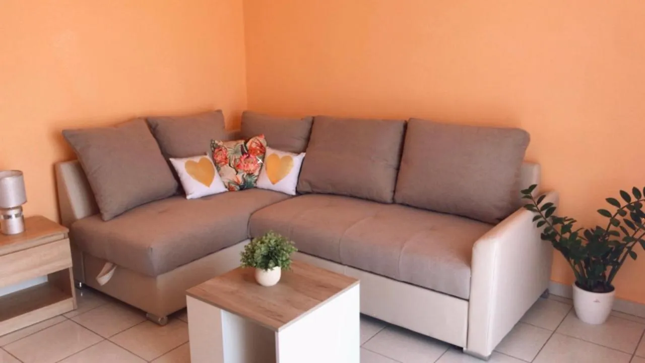 Apartments Villa Mirella 20 M From The Sea - Free Parking Trogir